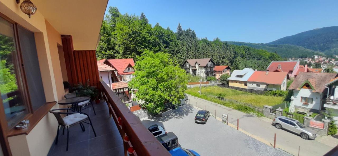 Kalinderu Skier'S Apartament Bellevue Buşteni Exterior foto
