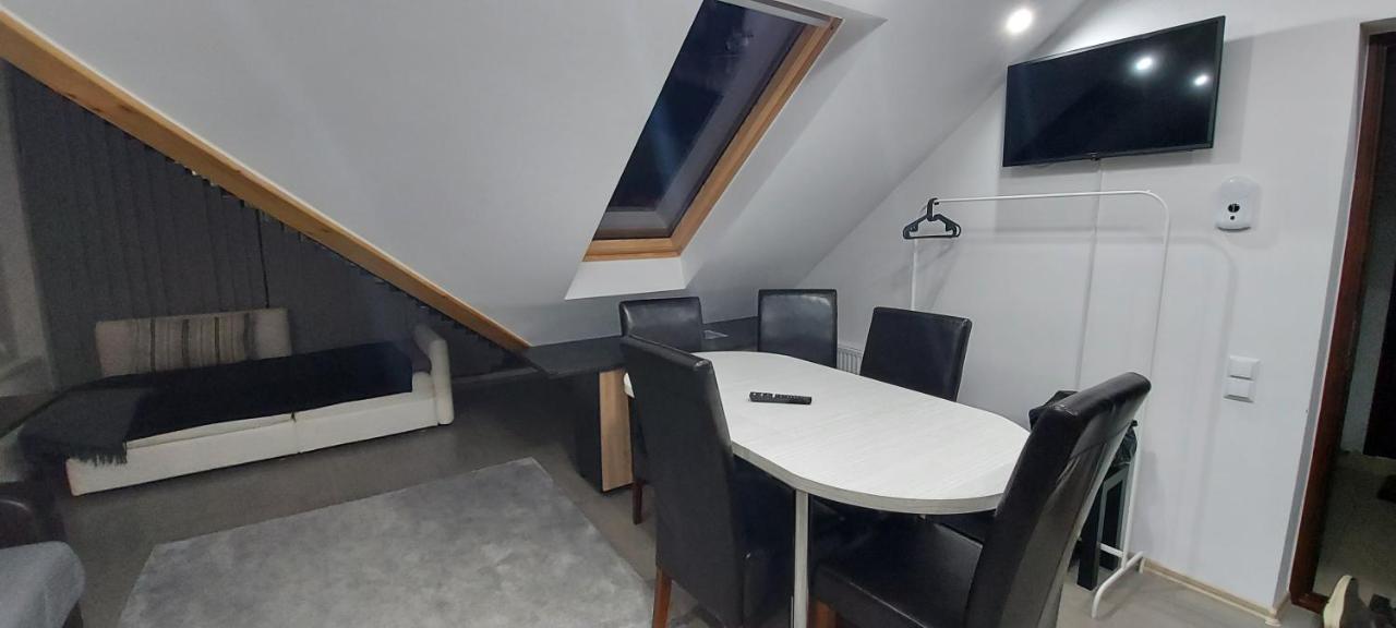 Kalinderu Skier'S Apartament Bellevue Buşteni Exterior foto