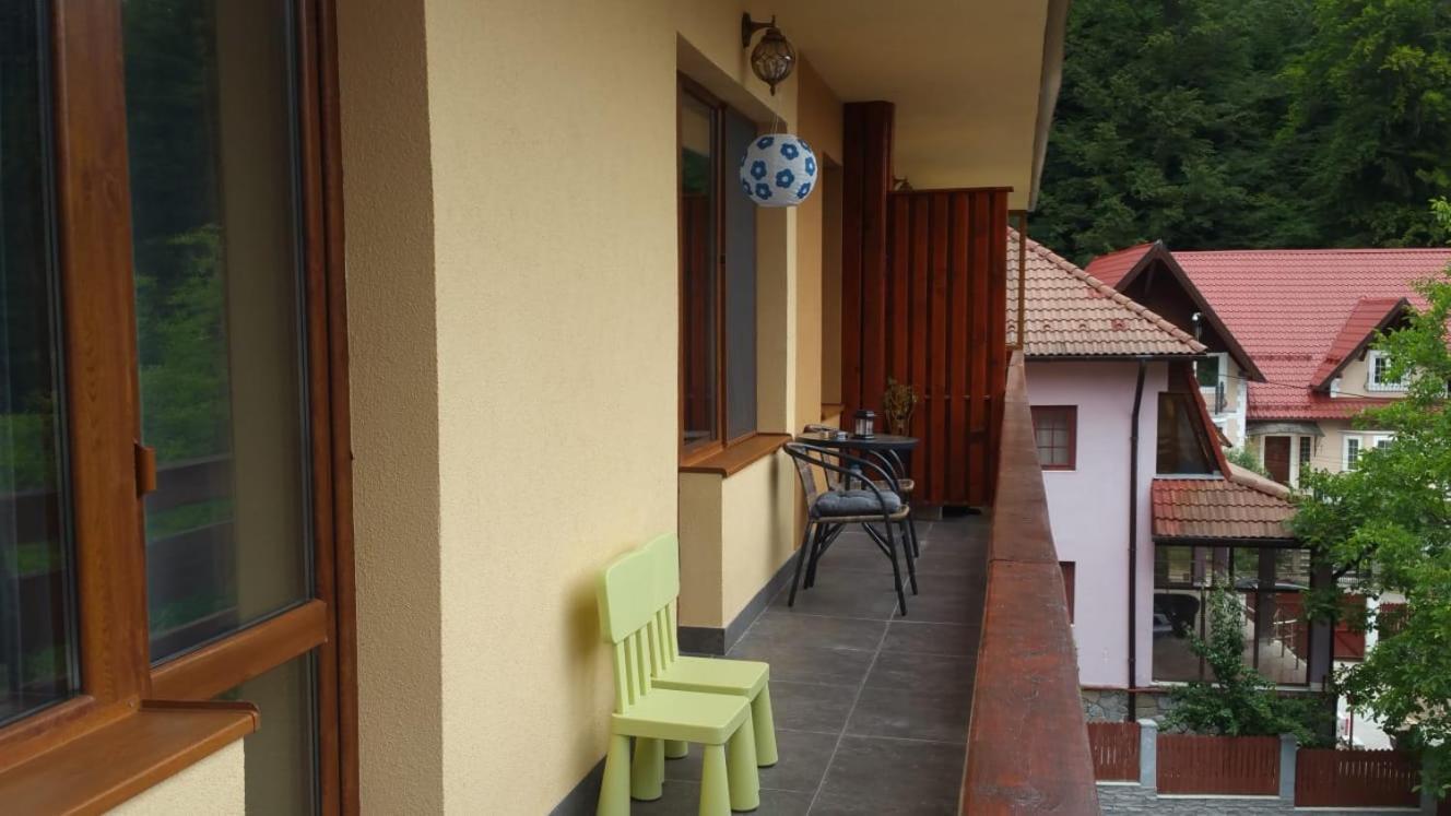 Kalinderu Skier'S Apartament Bellevue Buşteni Quarto foto