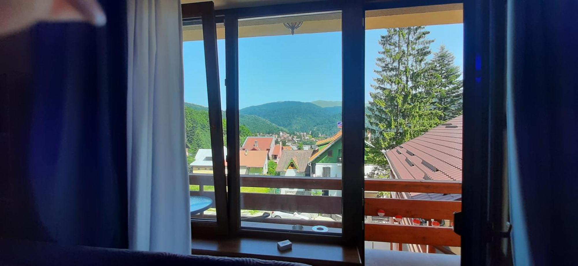 Kalinderu Skier'S Apartament Bellevue Buşteni Quarto foto